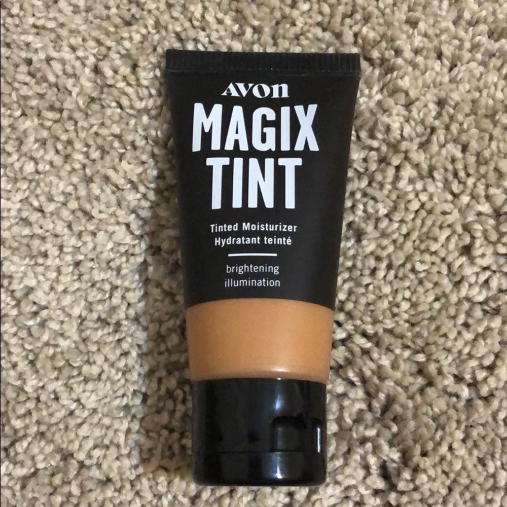 Avon Magix Tint - Medium - NEW